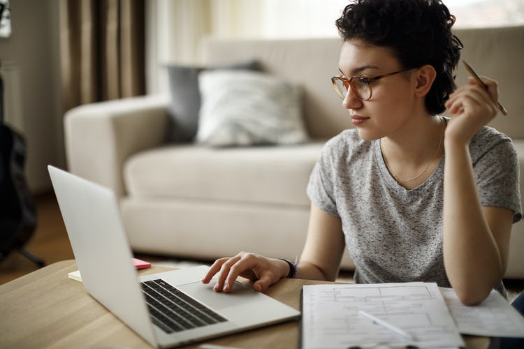 Different types of essays require different organizational structures. Choose the one that best fits your topic and purpose.